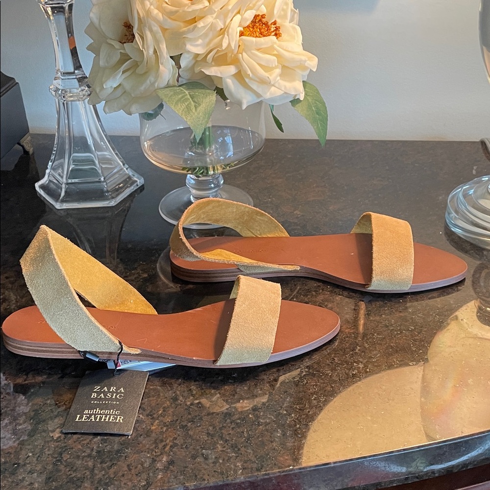 ZARA BASIC COLLECTION Tan Suede Flat Sandals Size 37/6.5 💥🆕💥 - Picture 4 of 10